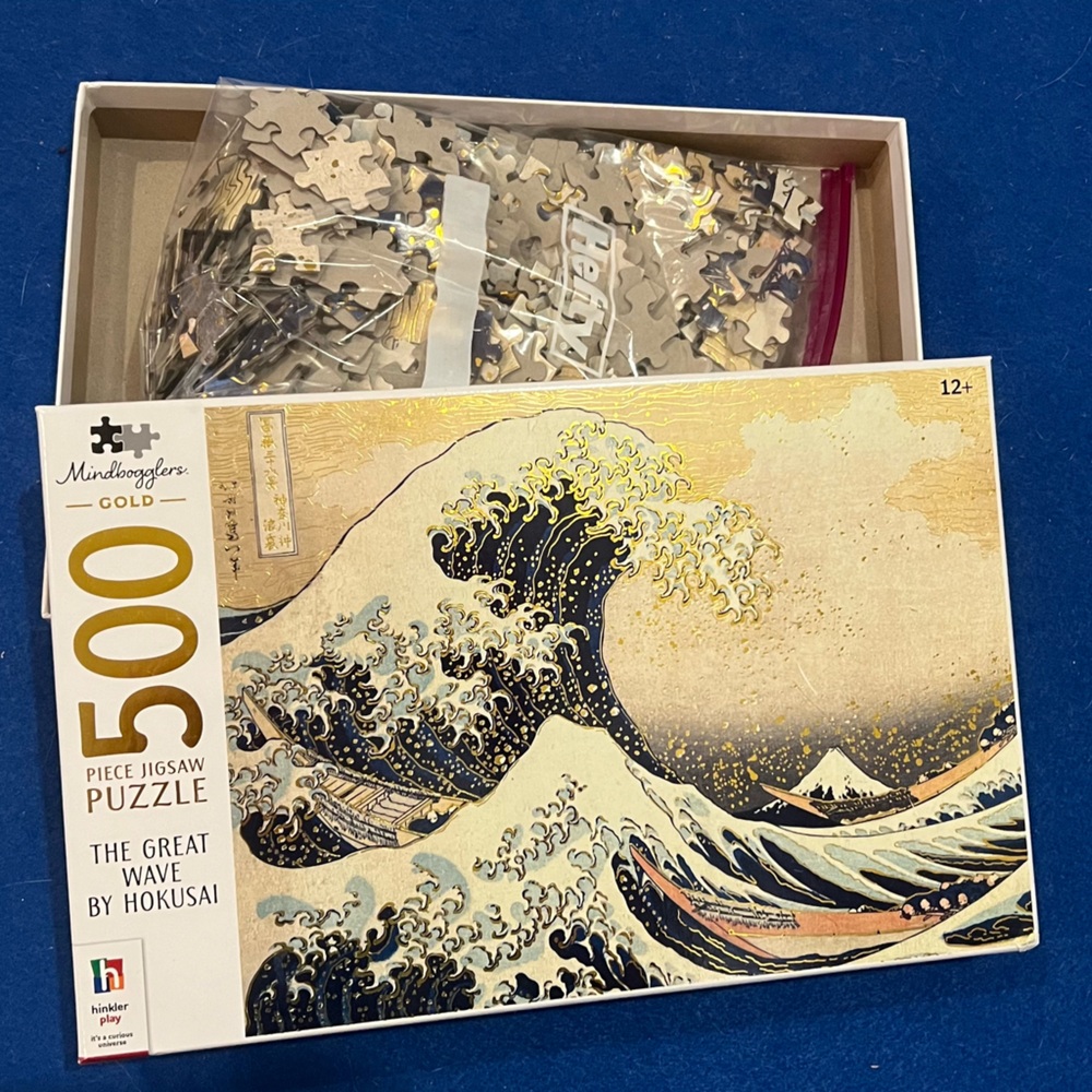 500 🧩 The Great Wave Puzzle - Metallic Gold Mindbogglers Jigsaw Puzzle